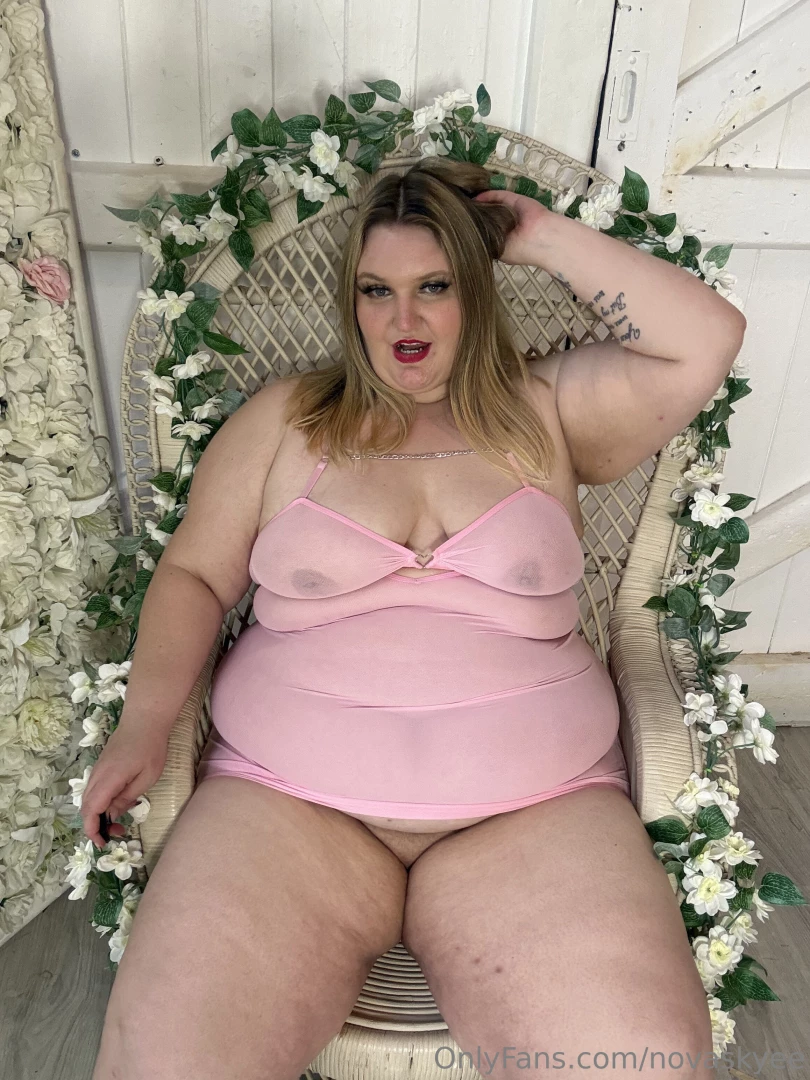 I m not your girl-next-door i m the one you want to keep a secret part 1 