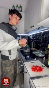 Episodio 1 - fabrizio il pugliese si sa che il cibo come il sesso e