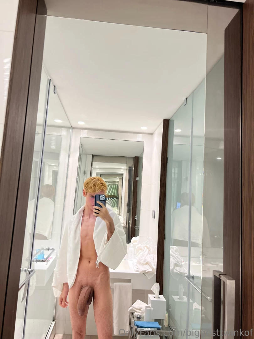 Swipe to see the rest of the pictures and you will see how big my part 4 