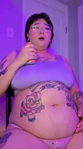 Big belly and big urps from my favorite soda god and soda chug after a