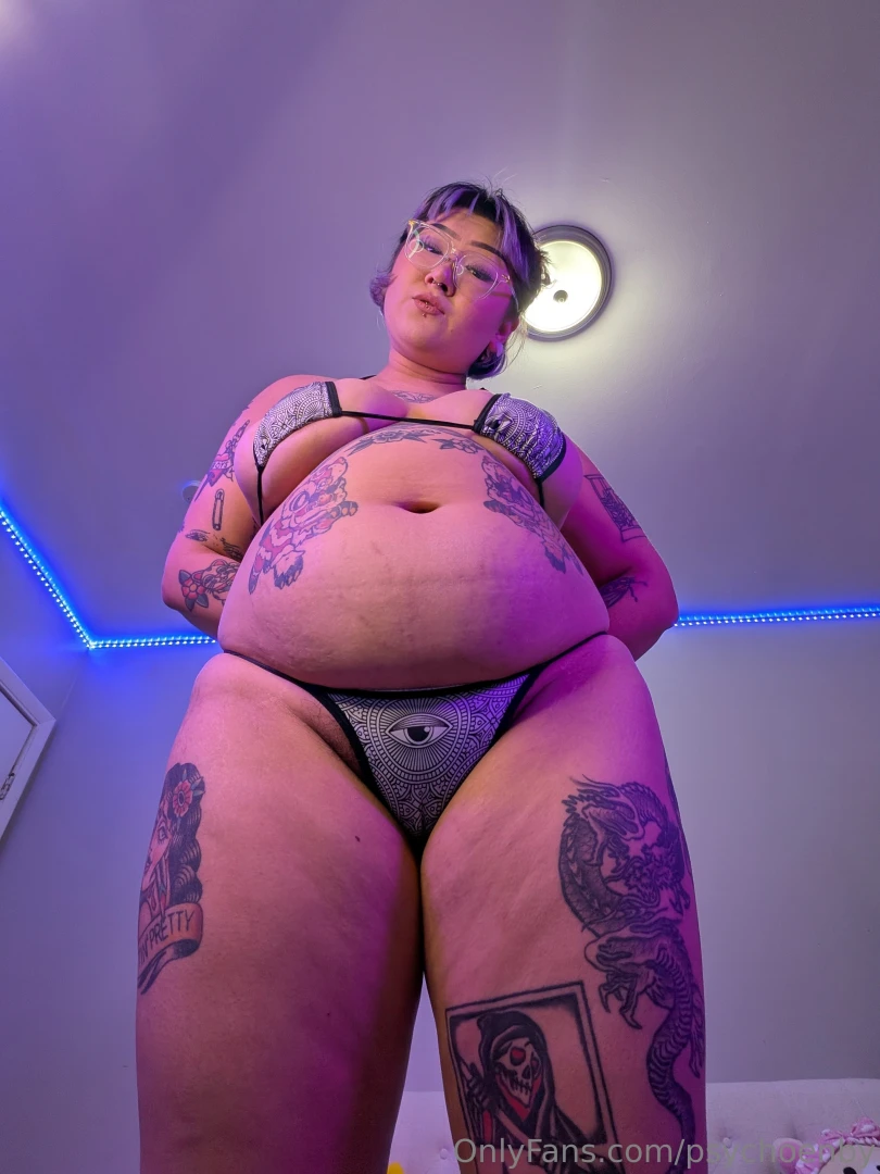 Oh wouldn t you just love to be crushed by me part 2 