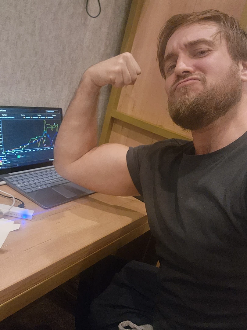 I look like a successful trader but no these are just the stats of the 