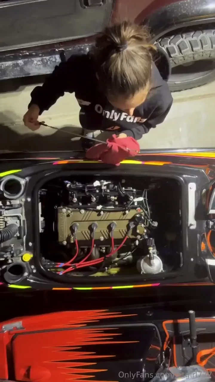 Friends weren t around so i did this trend with my jetski got my new 