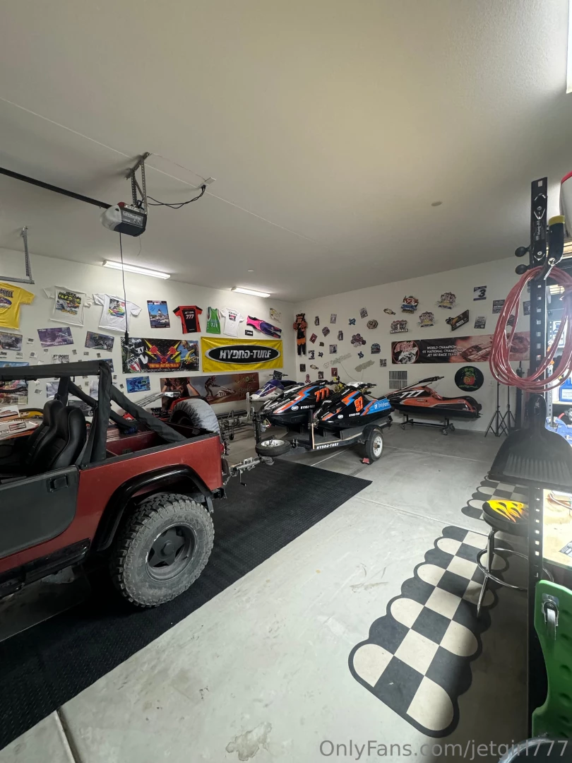 About time to let those only fans skis siiiing 