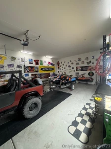 About time to let those only fans skis siiiing