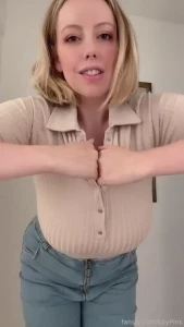 I love some aggressive button unpopping