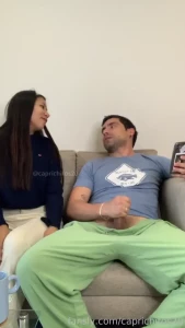 I helped daddy finish a manual job ayud a papi a terminar un trabajo