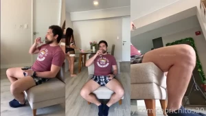 Maid cleans boss s cock with her mouth sirvienta limpia la polla del