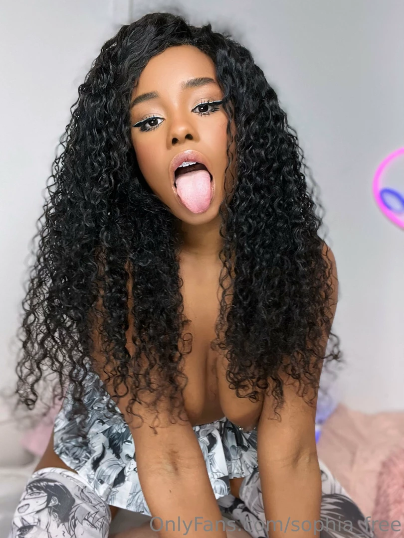 Just imagine what my tongue can do type you daddy remember to go check 