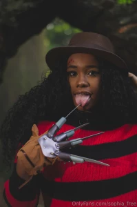 Trick or treats for more treats join my vip sophia_lins