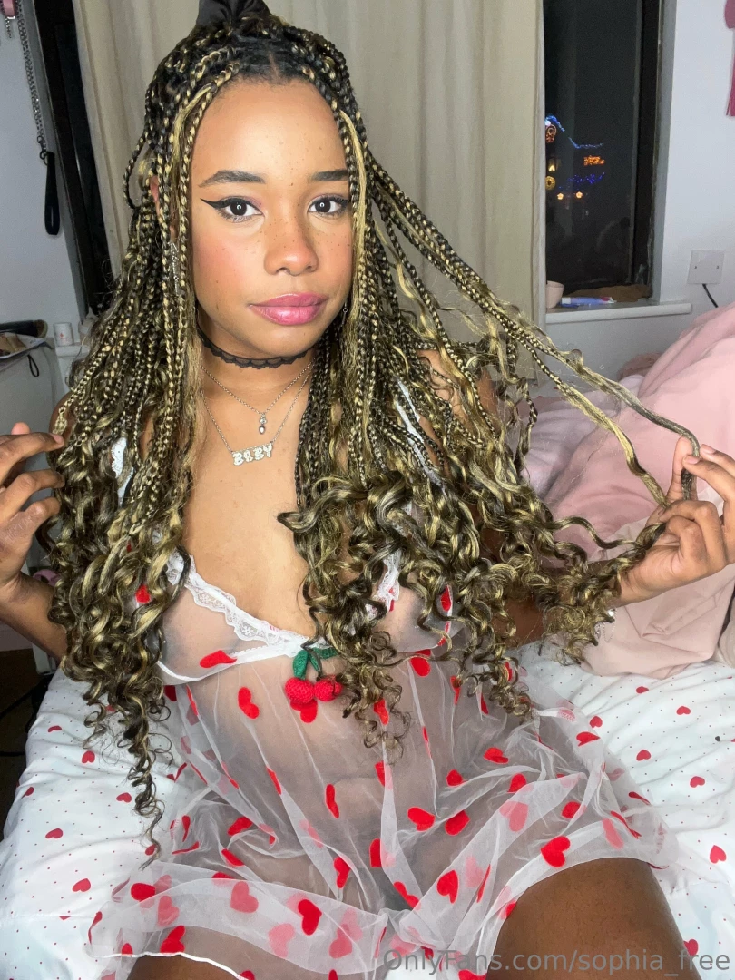 Do you like this i am still feeling kinda christmasy lol part 1 