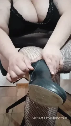 Come lick my feet part 3 