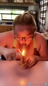 Just a kinky little pothead