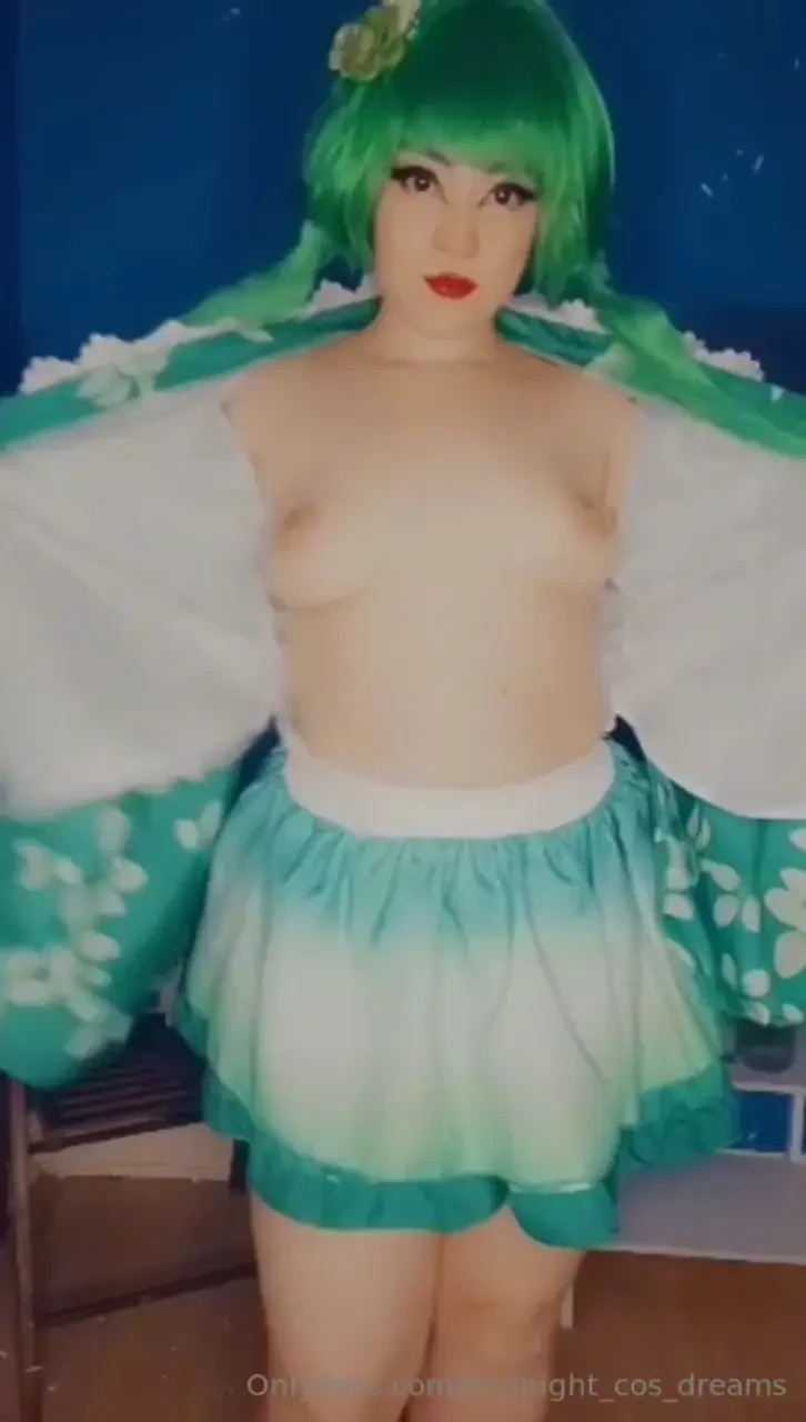 Thank you to my editor bestie for this please go check out the gumi 