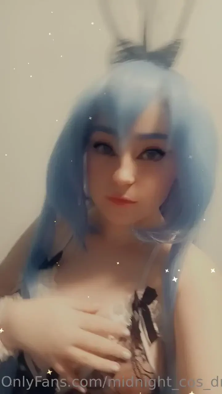 Which wifu shall i cosplay as a bunny girl next junko ahri kda 