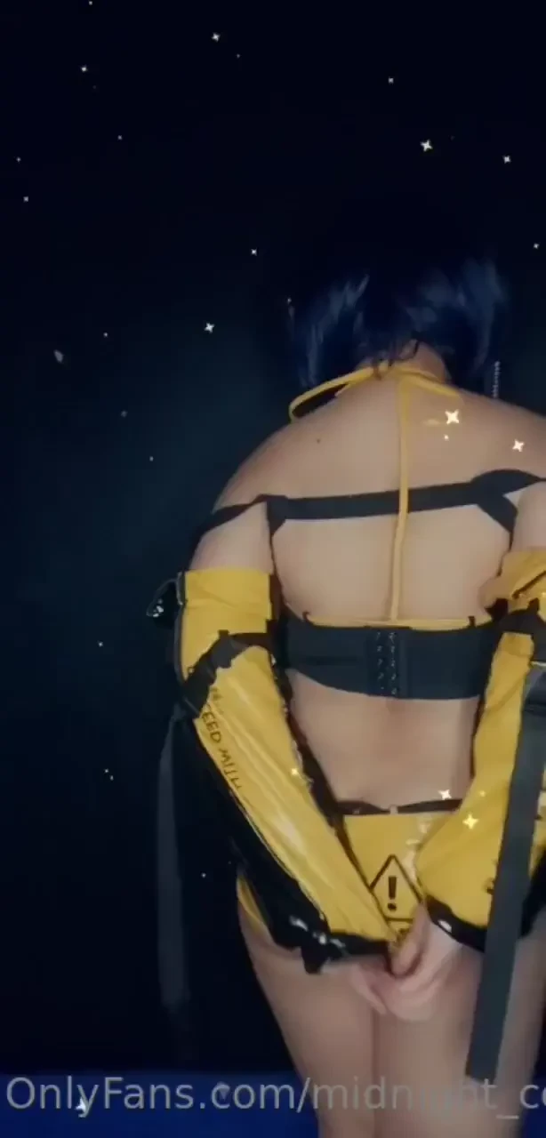 Moeflavour x ryuko matoi xx you guys wanted a slow strip down so here part 1 