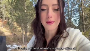 Vid o entiere je le suce pendant une balade dans la neige full video i