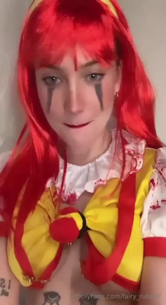 My fundraiser for the outfit is finally complete and i finally got it 