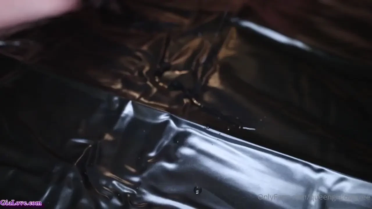 Sub queengialove exclusives 25 off all full films samples teasers 