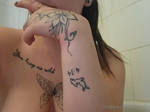 Bath time who s up for a chat