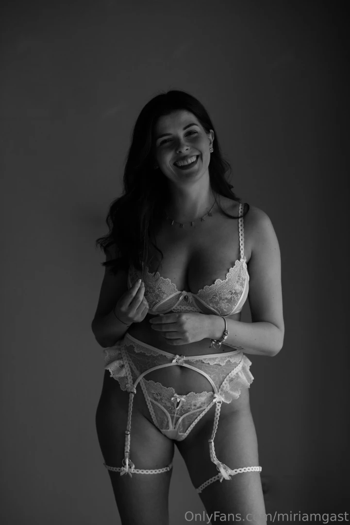 Another episode of black and white pictures that are not sad i hope part 1 