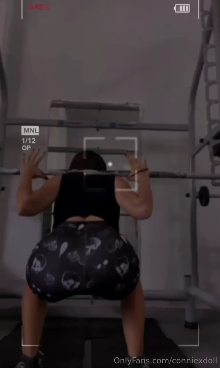 The squat can always be deeper how do you see my technique 