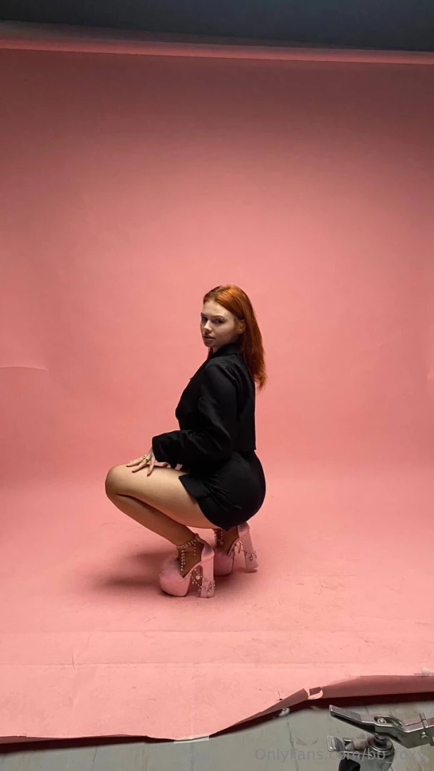 Good girls blush bad girls smirk which one am i you decide 