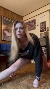 Sorry of must be having a glitch going on with live streaming will