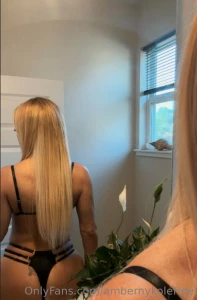 Got my sexy back i wanna how you react