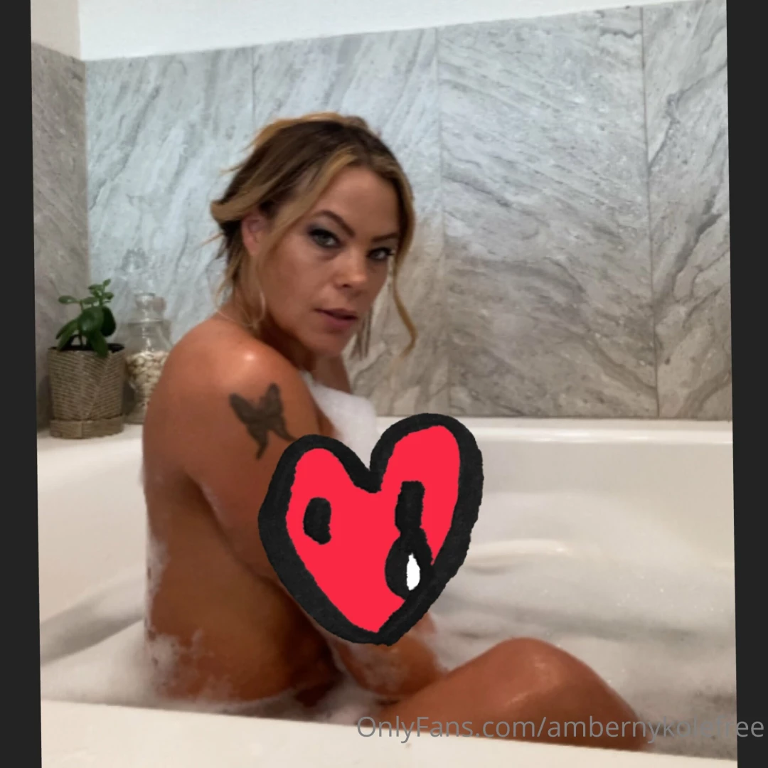 You re really missing out 9 minute bath vid for free for my paid fans 