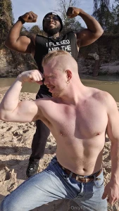 Flexing in the sunlight on an early morning hike with thiqqmasq any part 2