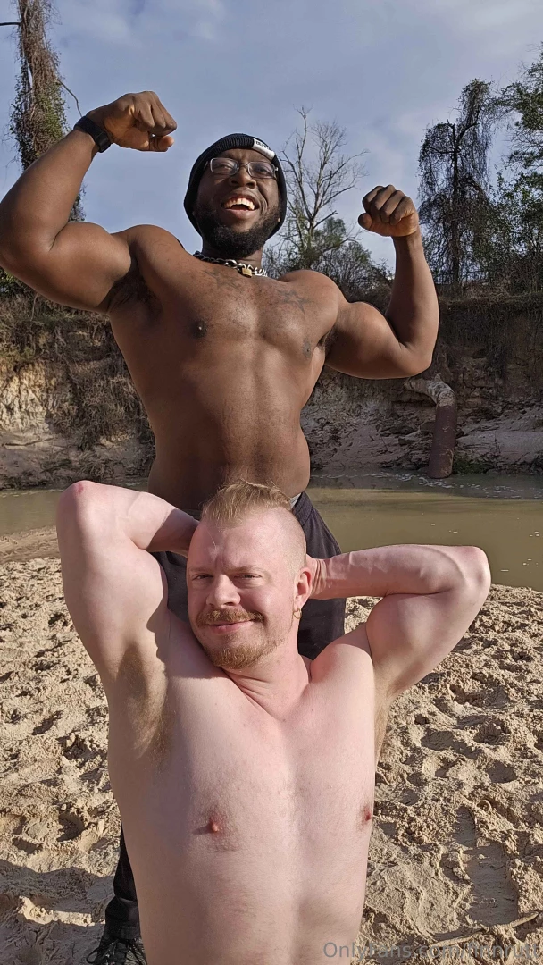 Flexing in the sunlight on an early morning hike with thiqqmasq any part 3 