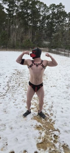 Snow in houston this pup couldn t be happier part 1