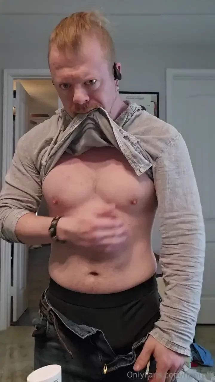 Selection of flexing videos from my workouts this month my pecs have part 1 