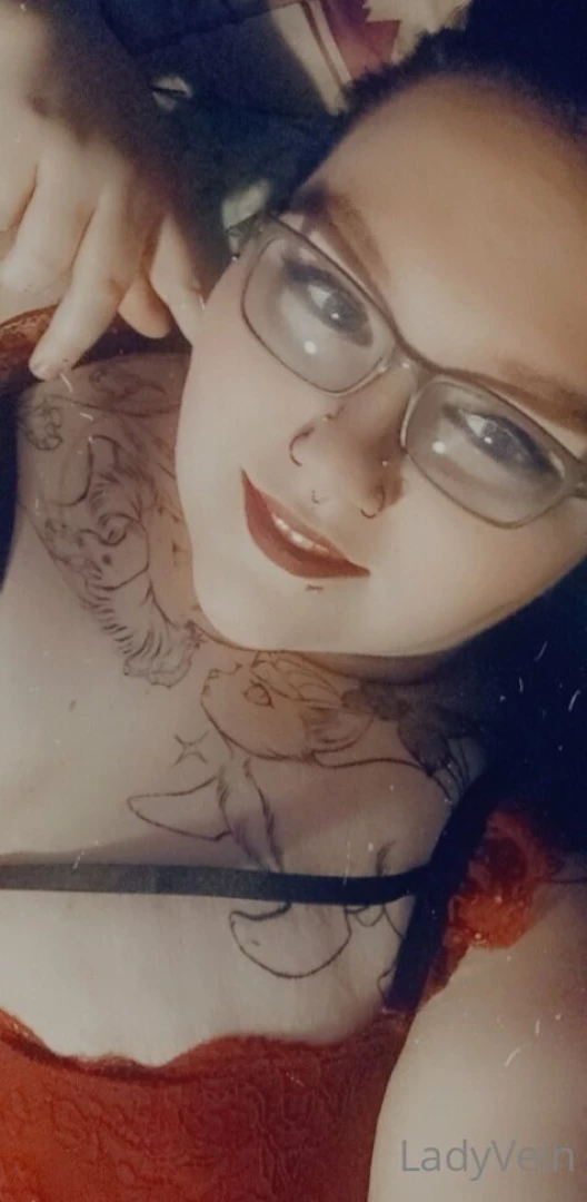 Im so in need of a fat cock between my tits and a manicure come help part 1 