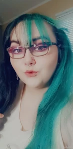 Ladyvein is back and horny af my darlings ill be putting up new part 2