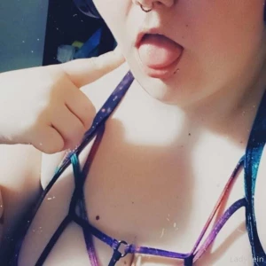Im such a cute little slut im gonna start streaming on twitch in the part 4