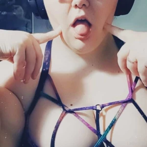 Im such a cute little slut im gonna start streaming on twitch in the part 3