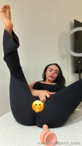 Oops there s a hole in my leggings tip to be the first to see what