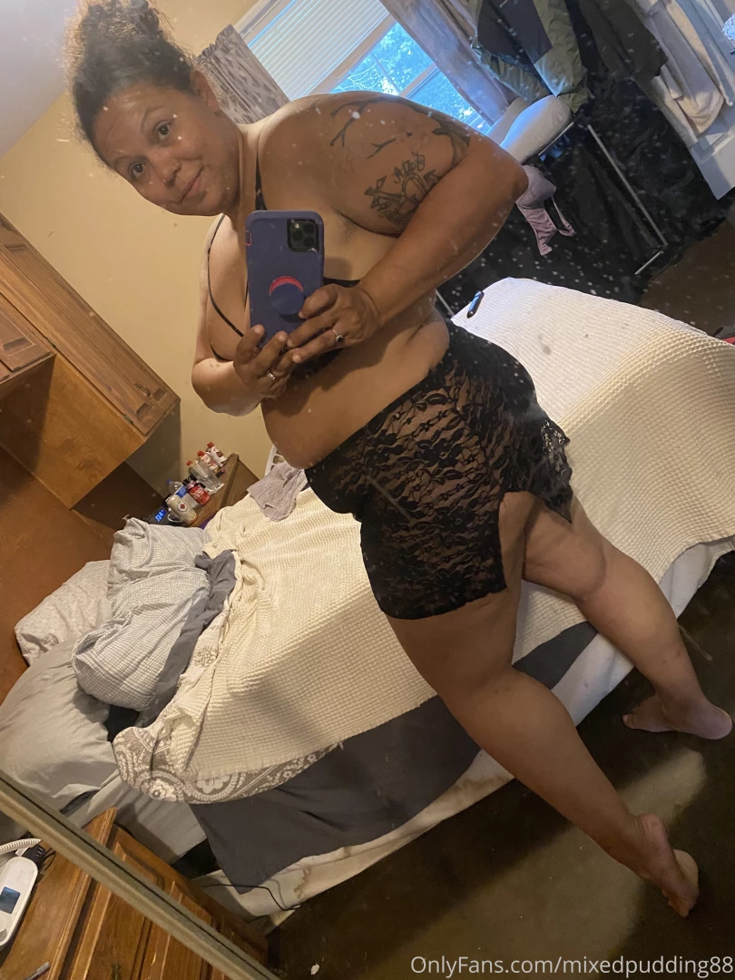 Was going through my lingerie drawer and pulled out one of my part 6 