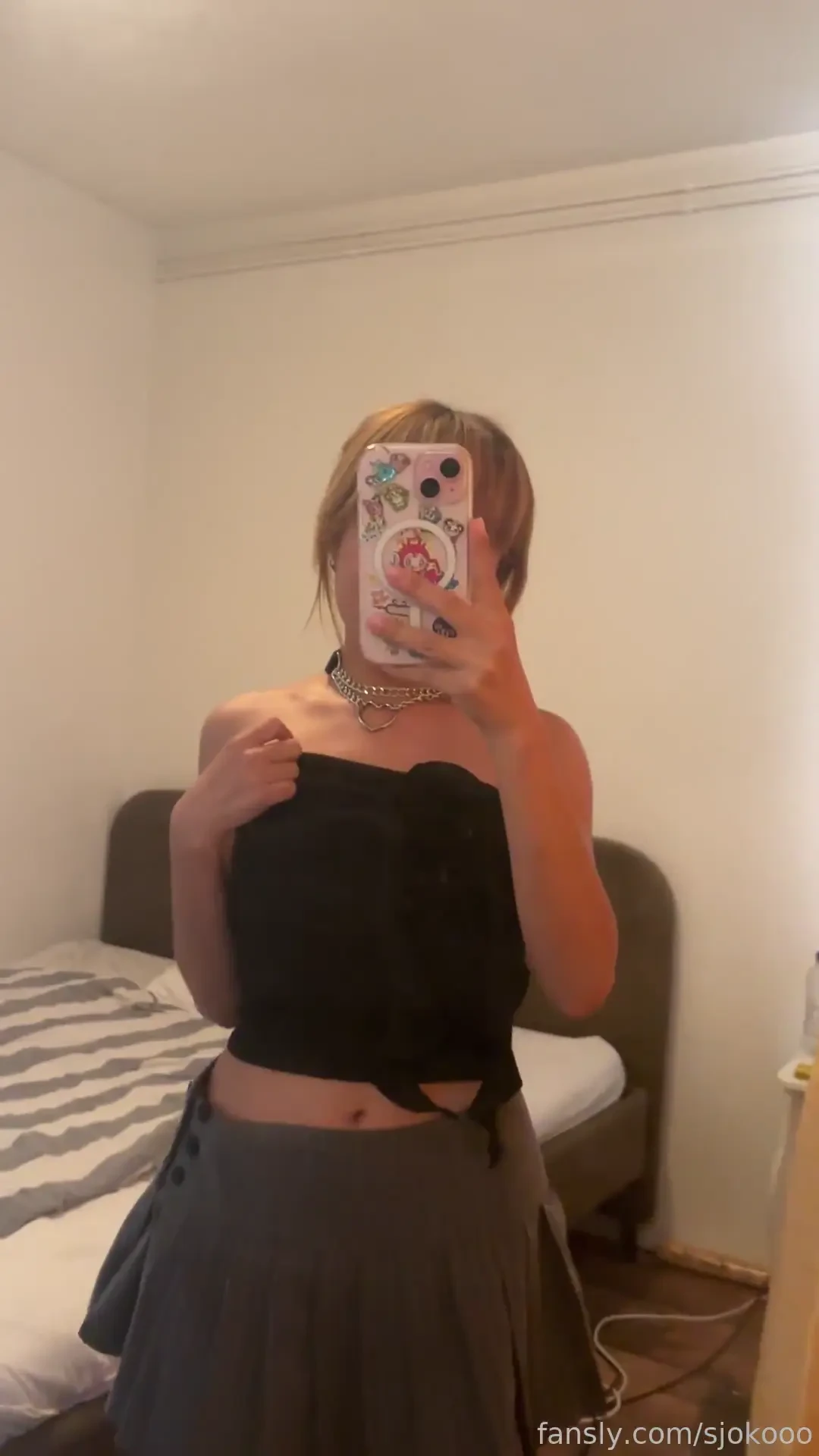 Before we go on a date i send this to tease you a little preview of 