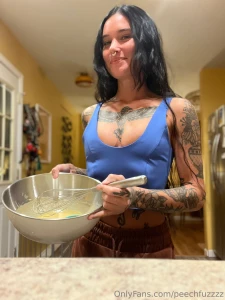 Welcome to another episode of the peach cooking show not sexual this part 2