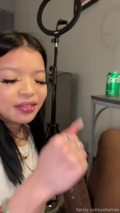 Pimpinangel222 ate dick and took a load to the face omg