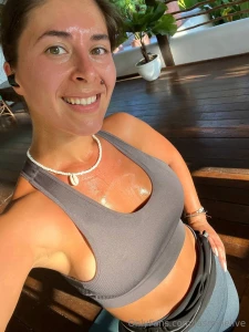 I seriously love working out that feeling when your muscles burn your