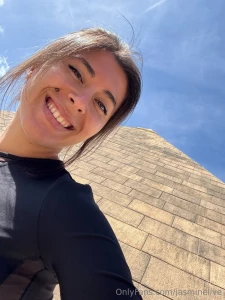 Yesterday i was going through some old photos and found one messy hair