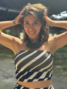 Caught in a sunny moment no filters just me tell me babe are you the