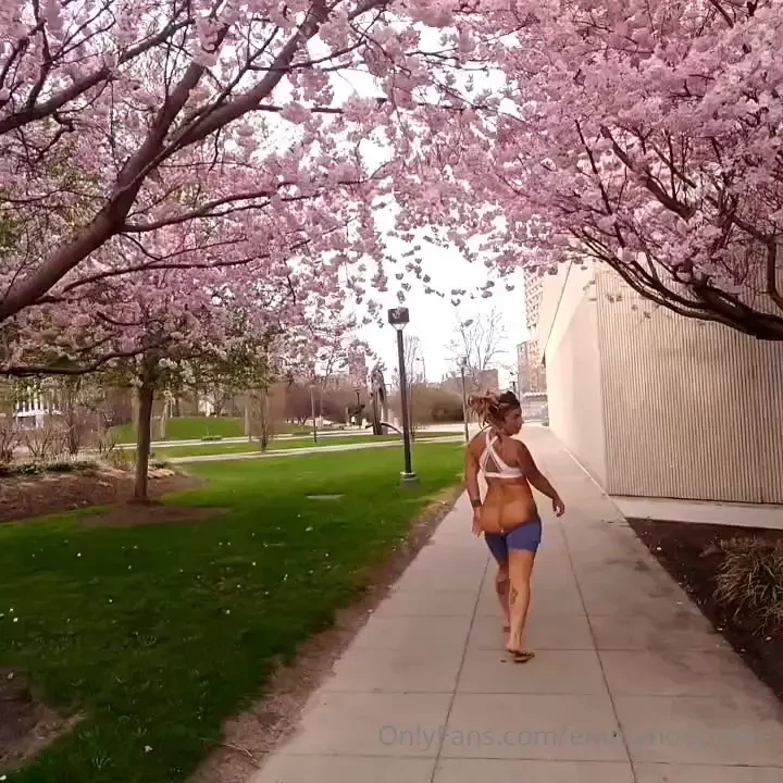 Spring has sprung tons of new outdoor nude content emmyxchelle 