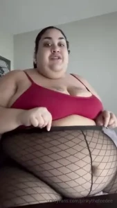 Wake amp bake while talking about comparing my belly to when i eat