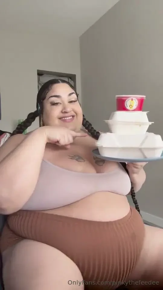 I actually tried some of the hottest chicken from here today part 1 