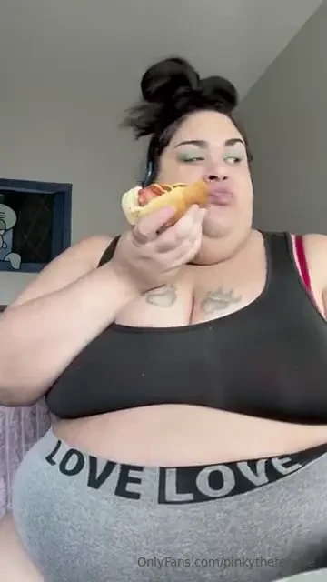 Belly play amp stuffing 